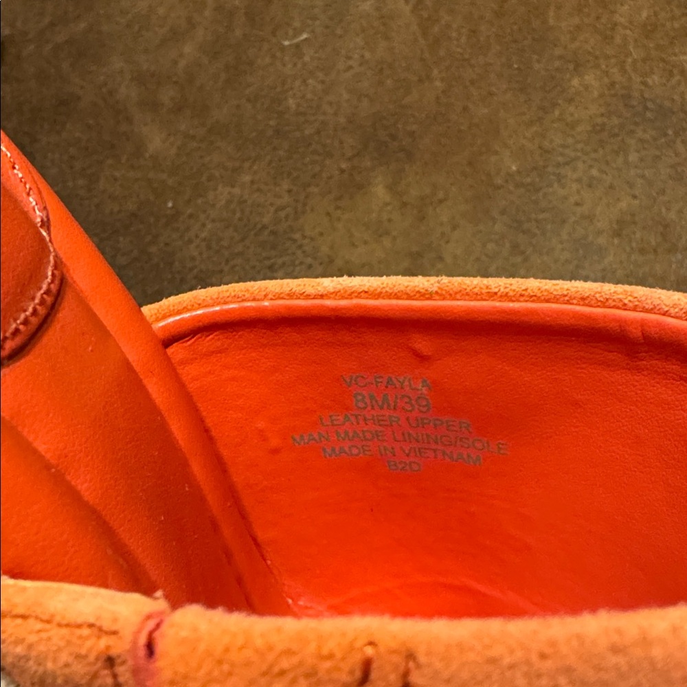 Vince Camuto Orange Wedge Sandals 8 - Picture 5 of 5